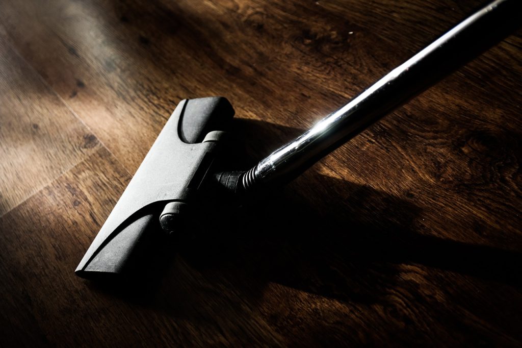 house and floor cleaning vacuuming Abbotsford